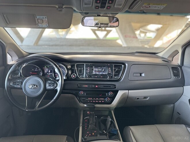Kia Carnival 2018, 241,000 km - 2.2 l - Bakı