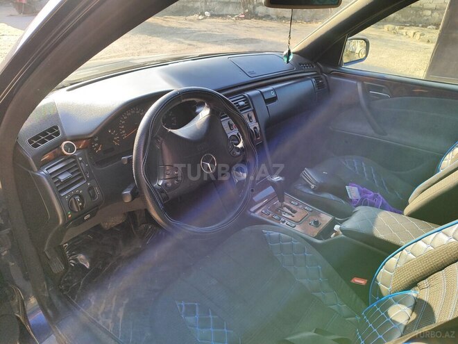 Mercedes E 240 2000, 534,424 km - 2.4 l - Bakı