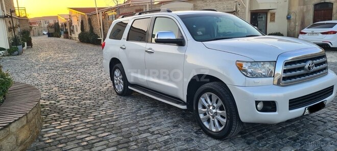 Toyota Sequoia 2009, 299,000 km - 5.7 l - Bakı