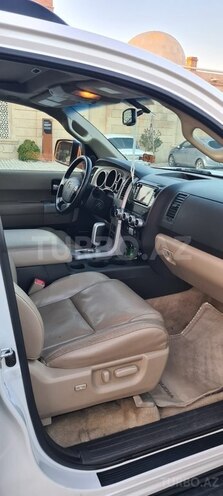 Toyota Sequoia 2009, 299,000 km - 5.7 l - Bakı