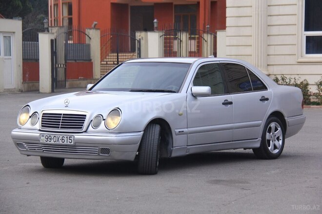 Mercedes E 300 1996, 35,000 km - 3.0 l - Gəncə