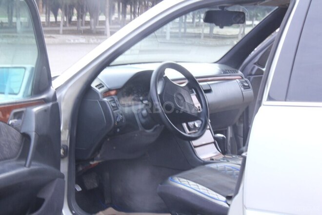 Mercedes E 300 1996, 35,000 km - 3.0 l - Gəncə
