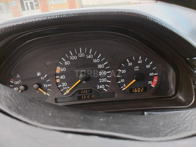 Mercedes E 230 1997, 531,238 km - 2.3 l - Gəncə