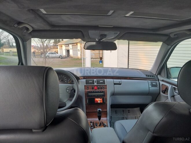Mercedes E 320 2001, 485,475 km - 3.2 l - Masallı
