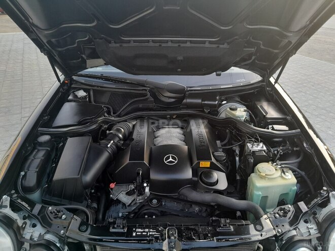 Mercedes E 320 2001, 485,475 km - 3.2 l - Masallı