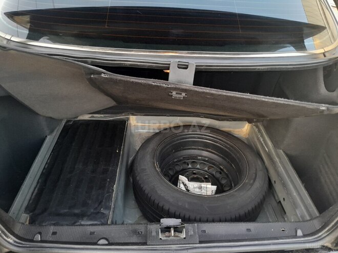 Mercedes E 320 2001, 485,475 km - 3.2 l - Masallı
