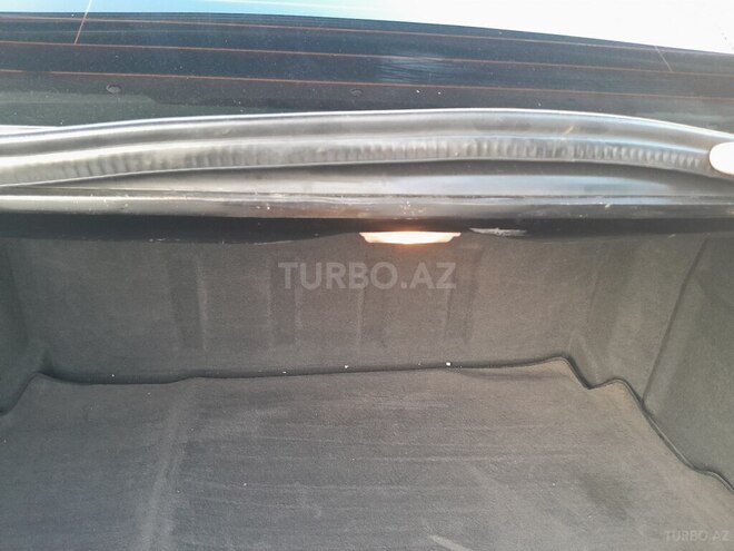 Mercedes E 320 2001, 485,475 km - 3.2 l - Masallı
