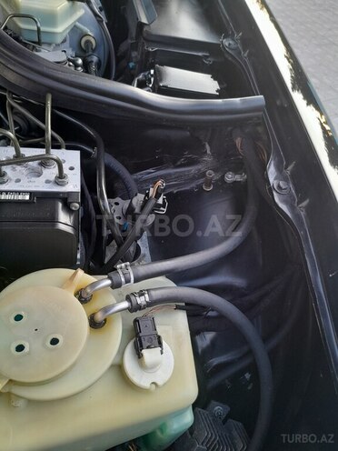 Mercedes E 320 2001, 485,475 km - 3.2 l - Masallı