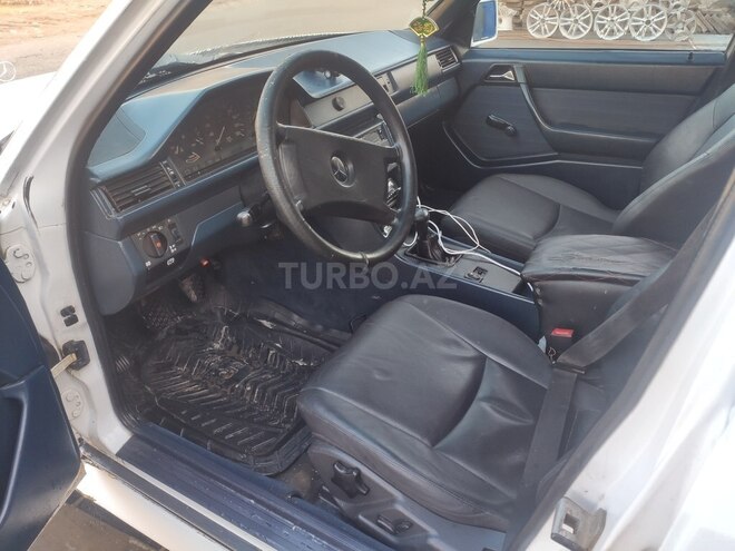Mercedes E 220 1989, 450,000 km - 2.2 л - Cəlilabad