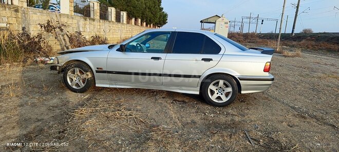 BMW 318 1995, 400,000 km - 1.8 л - Sabirabad