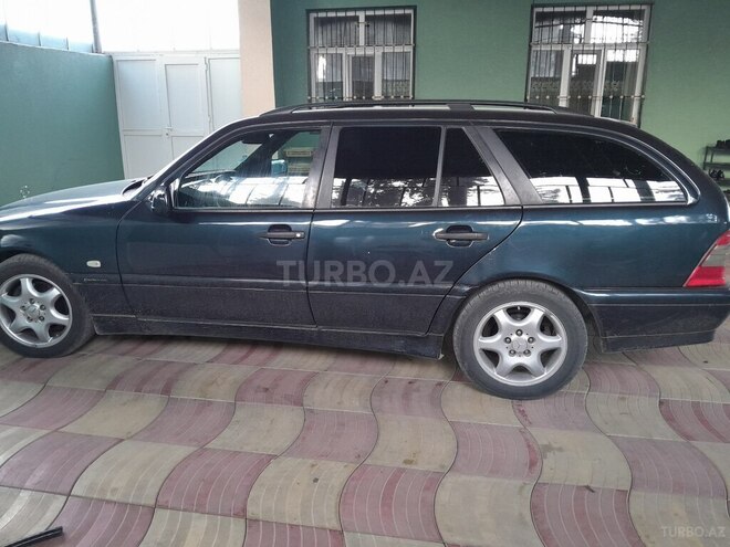 Mercedes C 200 2000, 230,000 km - 2.0 л - Tovuz