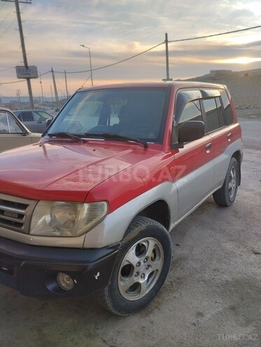 Mitsubishi Pajero io 1999, 100,000 km - 1.8 l - Bakı