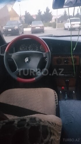 Mercedes 190 1991, 241,000 km - 2.0 l - Bakı