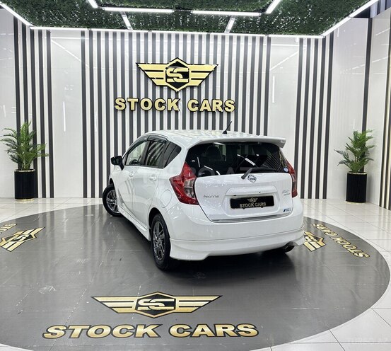 Nissan Note-3