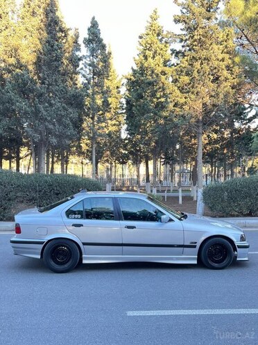 BMW 320 1996, 250,000 km - 2.0 l - Sumqayıt