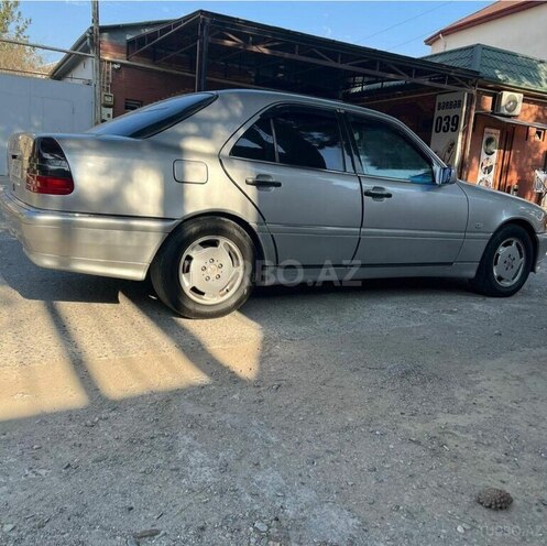 Mercedes C 220 1996, 364,000 km - 2.2 л - Naftalan