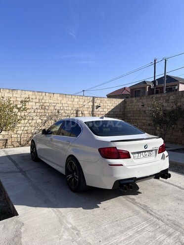 BMW 520 2013, 290,000 km - 2.0 l - Bakı