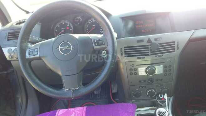 Opel Astra 2006, 300,000 km - 1.3 l - Masallı