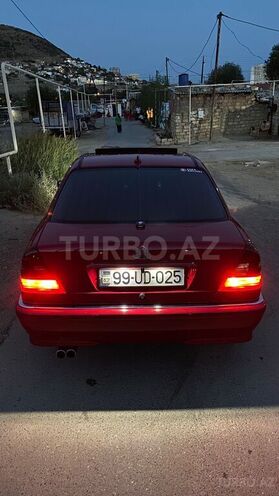 Mercedes C 200