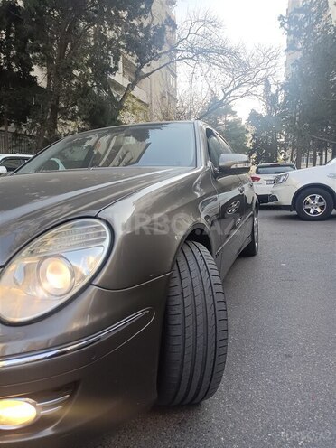 Mercedes E 220 2006, 252,400 km - 2.2 l - Bakı