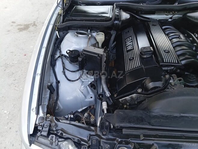 BMW 525 1999, 192,000 km - 2.5 л - Sumqayıt