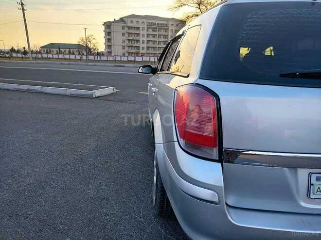 Opel Astra 2006, 413,675 km - 1.9 l - Qəbələ