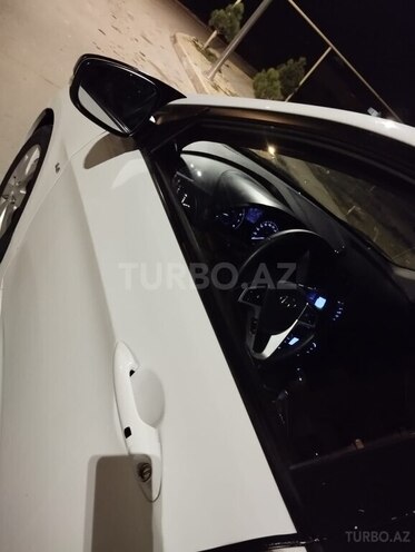 Hyundai Accent 2012, 261,169 km - 1.6 l - Şirvan