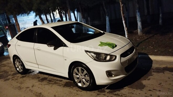 Hyundai Accent 2012, 261,169 km - 1.6 l - Şirvan