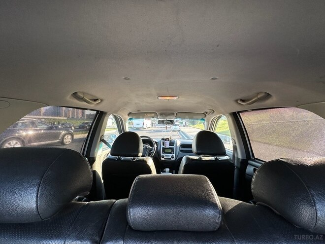 Kia Sportage 2009, 300,000 km - 2.0 l - Bakı