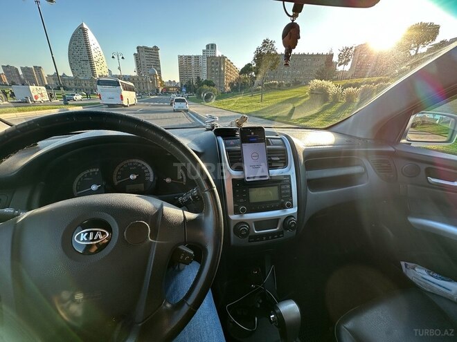 Kia Sportage 2009, 300,000 km - 2.0 l - Bakı