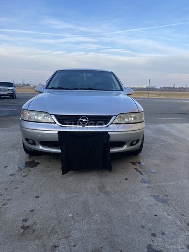 Opel Vectra 2000, 286,000 km - 1.8 л - Qazax