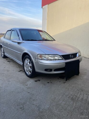 Opel Vectra 2000, 286,000 km - 1.8 л - Qazax