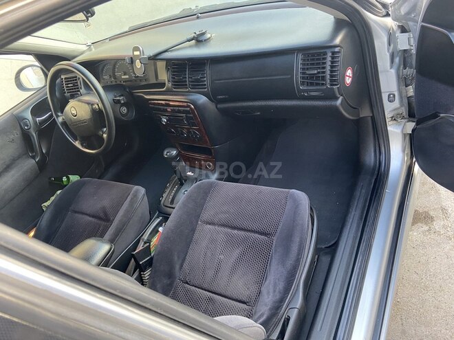 Opel Vectra 2000, 286,000 km - 1.8 л - Qazax
