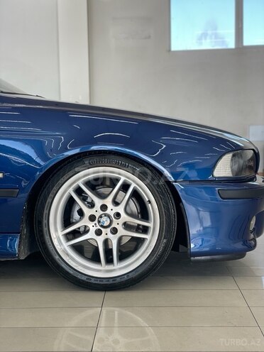 BMW 525 2002, 348,000 km - 2.5 l - Bakı