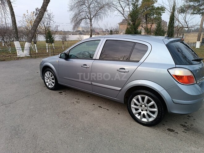 Opel Astra 2004, 189,000 km - 1.4 л - Bakı