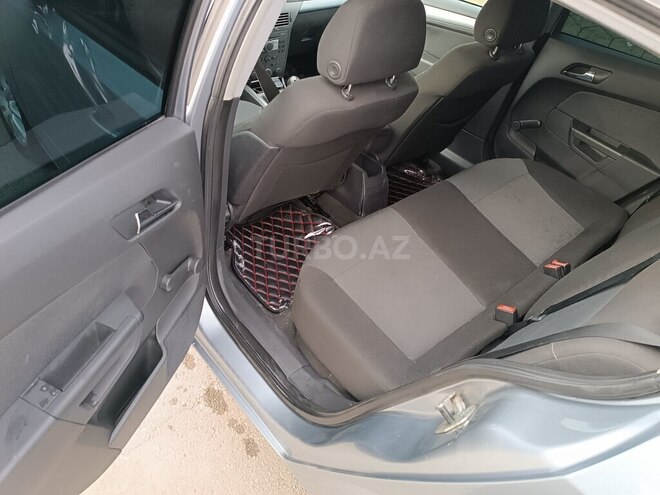 Opel Astra 2004, 189,000 km - 1.4 л - Bakı