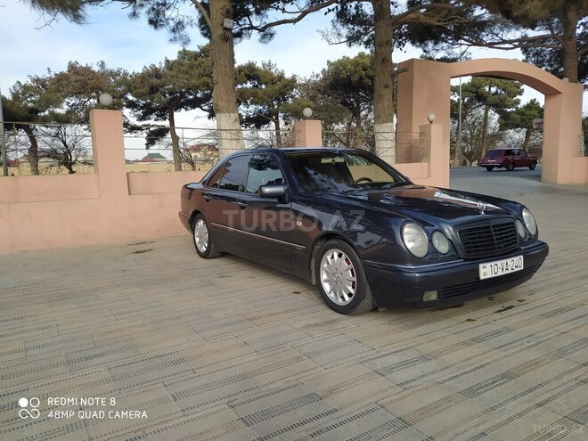 Mercedes E 240 1997, 440,000 km - 2.4 l - Bakı