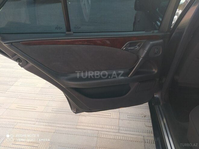 Mercedes E 240 1997, 440,000 km - 2.4 l - Bakı