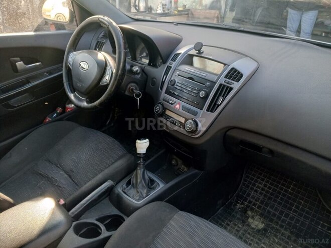 Kia Ceed 2008, 230,000 km - 1.6 л - Bakı