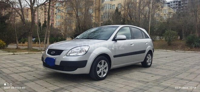 Kia Rio 2006, 382,000 km - 1.5 l - Bakı