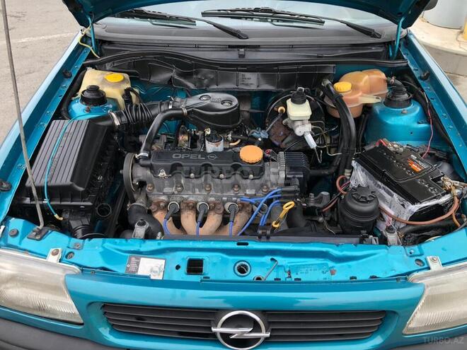 Opel Astra 1994, 400,000 km - 1.6 l - Bakı