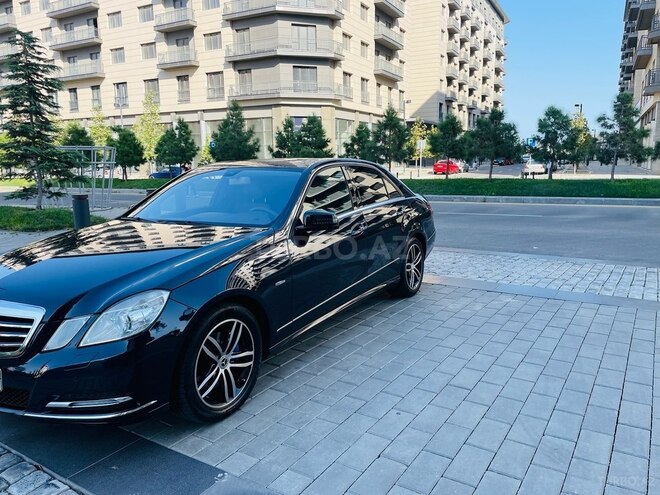 Mercedes E 220 2009, 199,584 km - 2.2 l - Bakı