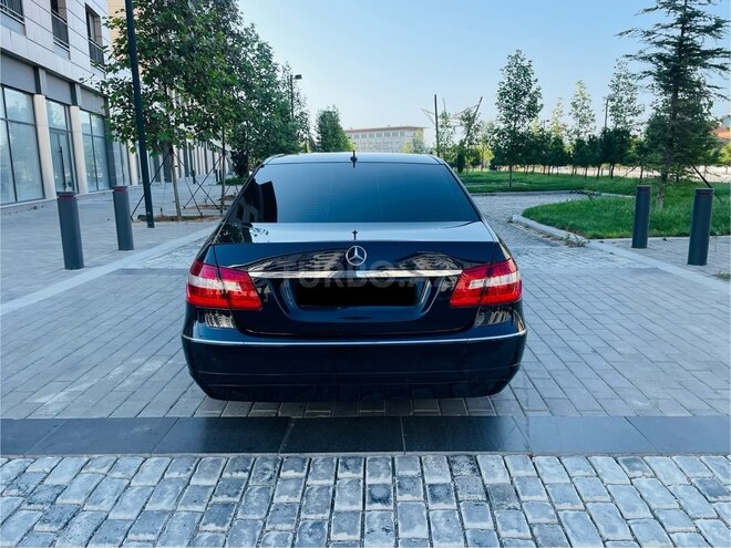 Mercedes E 220 2009, 199,584 km - 2.2 l - Bakı