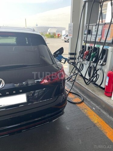 Volkswagen Touareg 2020, 19,896 km - 3.0 l - Bakı