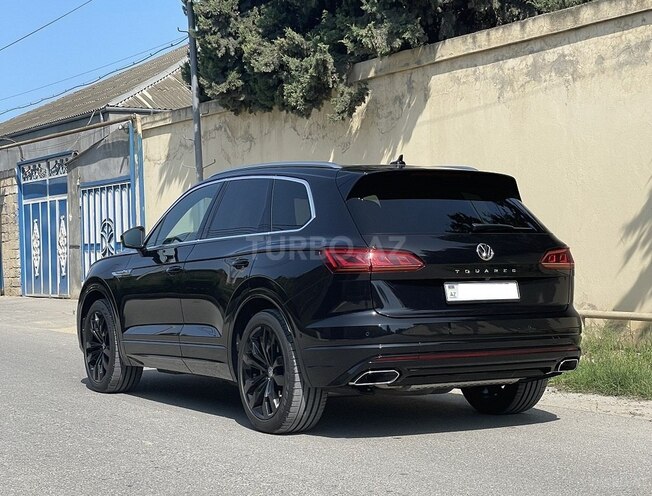 Volkswagen Touareg 2020, 19,896 km - 3.0 l - Bakı