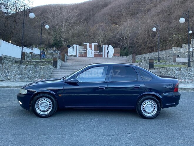 Opel Vectra 1998, 480,000 km - 1.6 l - Bakı