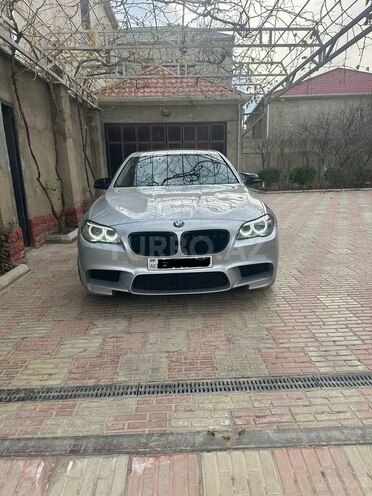 BMW 520 2015, 128,000 km - 2.0 л - Bakı
