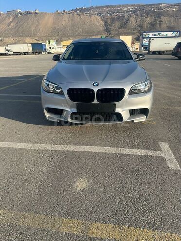 BMW 520 2015, 128,000 km - 2.0 л - Bakı