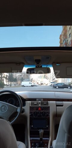 Mercedes E 240 1997, 160,000 km - 2.4 l - Gəncə