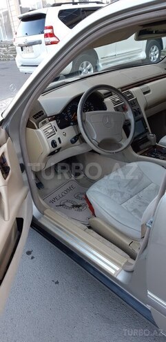 Mercedes E 240 1997, 160,000 km - 2.4 l - Gəncə
